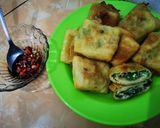 Foto langkah ke 5 dari resep Martabak Telur Sambel Kecap <78>.
