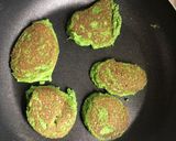 Foto del paso 4 de la receta: Keto - bocaditos de brócoli y espinaca