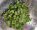 அரைத்துவிட்ட முருங்கைக்  கீரை ரசம் (Drumstic leaves rasam) ரெசிபி ஸ்டேப் 1 புகைப்படம்