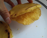 Foto del paso 4 de la receta: Arepas🍘🌽 rellenas de salteado de zanahoria🥕, aguacate y queso🧀