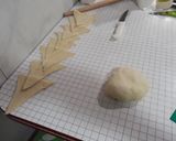 Foto del paso 2 de la receta: Medialunas de manteca muy fáciles y rápidas