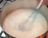 A picture of step 3 of Coconut and berries pudding with sago tapioca balls.
