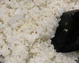 Gambar langkah 5 resipi Nasi Goreng Sosej.