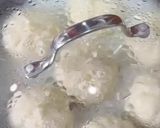 A picture of step 7 of Pan-Fried Bao Zi.