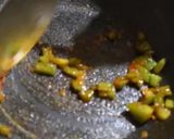 A picture of step 3 of Maggi burger.