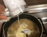 صورة لخطوة 2 من وصفة شوربه الفطر