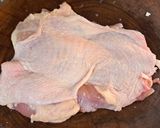 รูปขั้นตอนการทำที่ 1 ของ ไก่ต้มแบบซูวีราดซอสซีอิ๊วจีน