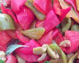Foto del passaggio 5 della ricetta Insalata di riso con peperoni e pomodorini