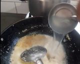 A picture of step 3 of Rava kesari.