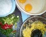 Foto langkah ke 1 dari resep Telur dadar RM Padang.