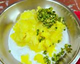 A picture of step 2 of Farali Aloo Paratha.