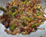 A picture of step 3 of Kanda Poha.