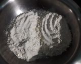A picture of step 1 of Leapord print cookies.