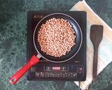 A picture of step 2 of Peanut Poli (शेंगदाण्याची पोळी).
