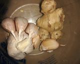 A picture of step 4 of Cabbage with chicken.