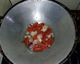 Foto langkah ke 3 dari resep Sambal mangga setengah matang.