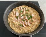 A picture of step 2 of Rosmarino, Garlic Chicken Breast With Sour Cream.