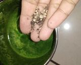 A picture of step 2 of Palak (Spinach) Fresh juice.