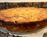 Foto del paso 10 de la receta: Tarta de calabacín, atún, patatas, queso.