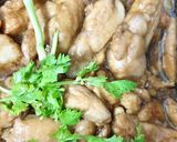 รูปขั้นตอนการทำที่ 3 ของ ไก่ผัดกระเทียม
