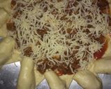 Foto langkah ke 4 dari resep Pizza Cucok.