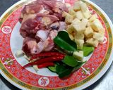 รูปขั้นตอนการทำที่ 1 ของ ไก่ต้มยอดมะพร้าวอ่อน