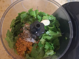 Marinada de cilantro y aceite de oliva para cualquier proteína