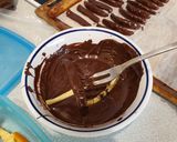 Kandirozott narancshéj csokoládéba mártva recept fázis 7 fotója