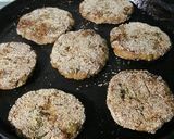 A picture of step 13 of Tikki Pav Burger.
