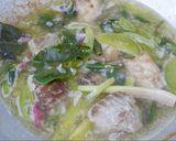 Foto langkah ke 3 dari resep Tuna Pedes Asem Kuah Bening.