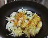 عکس مرحله 1 از دستور قارچ و مرغ پنیری