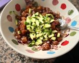 Foto del paso 4 de la receta: Tartar de salmón 🍣 🥑 🍅
