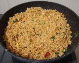 Foto langkah ke 4 dari resep Nasi Goreng Telur (Bumbu Iris) ala Uni Gliantika.