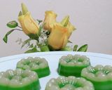 Foto langkah ke 5 dari resep Lapis Bunga.