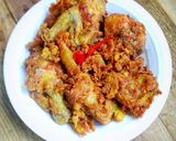 Foto langkah ke 6 dari resep Ayam Kremes.