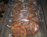 Foto langkah ke 8 dari resep Pizza mini ekonomis.