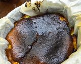 Foto langkah ke 4 dari resep Basque burnt cheesecake anti gagal.