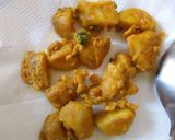 A picture of step 9 of Bhajia.