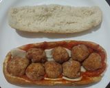 Foto del paso 3 de la receta Bocadillo de albóndigas al horno
