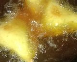A picture of step 5 of Sweet Samosa.