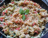 Foto del paso 6 de la receta: Arroz 🍱de coliflor🥦 con calabacin, pimiento rojo y mostaza🍛🍚🌶️