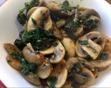 A picture of step 3 of Mushroom spinach sandwich.