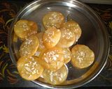 साखरेच्या पाकात बुडवलेली बदाम, काजू पुरी : (pakatil badam kaju poori recipe in marathi) रेसिपी स्टेप 4 फोटो 