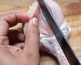 Foto langkah ke 1 dari resep Ayam Goreng Daun Bawang.