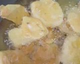A picture of step 3 of Aloo phulki.