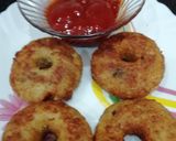 A picture of step 5 of Potato semolina rings.