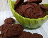 Foto langkah ke 7 dari resep Semprit Coklat Putih Telur.