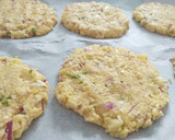 Foto del paso 4 de la receta: Tortitas de coliflor al horno