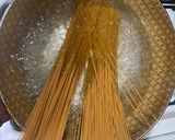 Foto langkah ke 1 dari resep Spaghetti con Acciughe🇮🇹 (054).