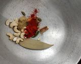 A picture of step 2 of Chicken kebab makhani pasta.